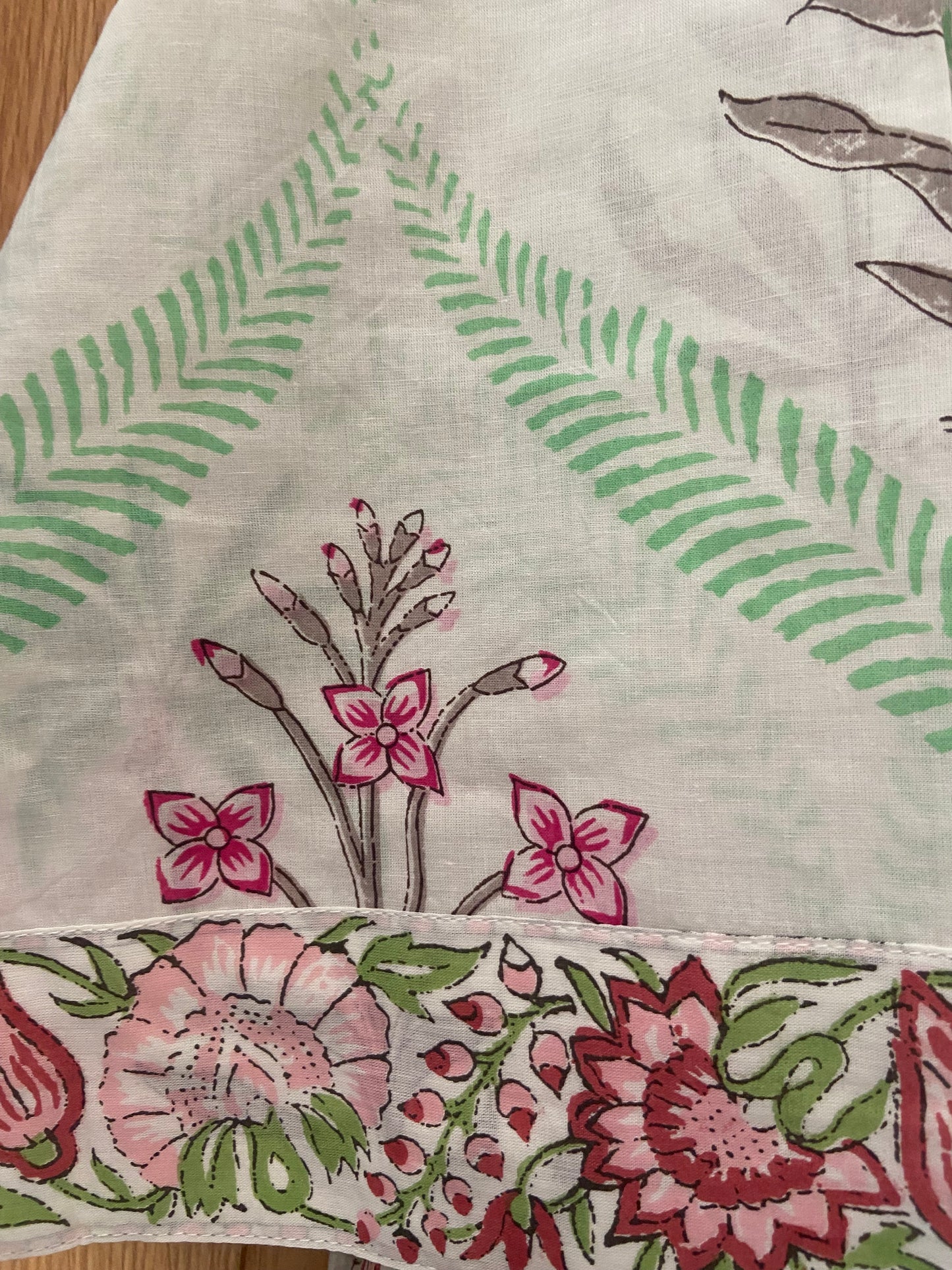 Sacha Floral pink palms dressing gown
