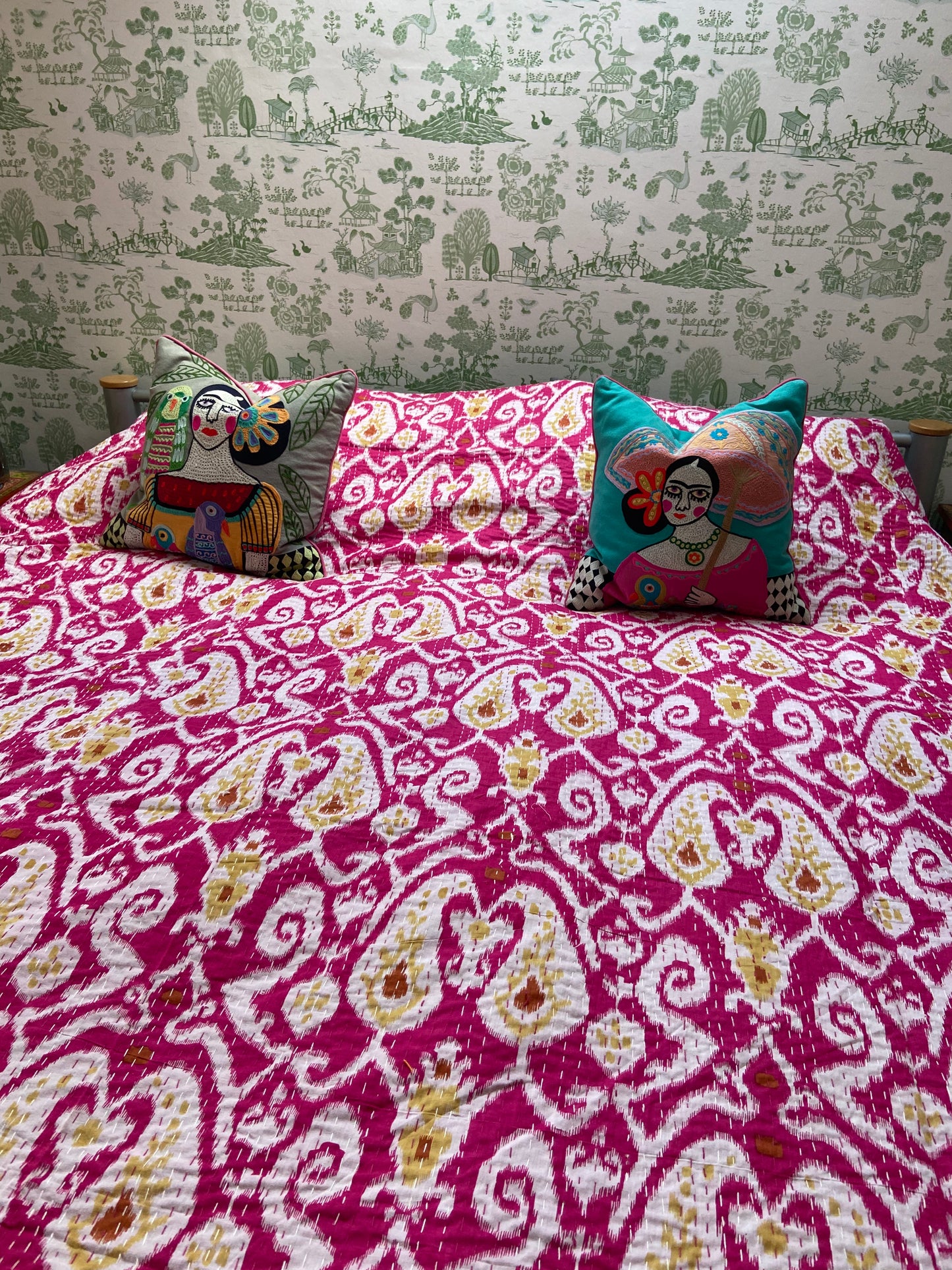 Fuschia Pink Bed Cover (Super King)