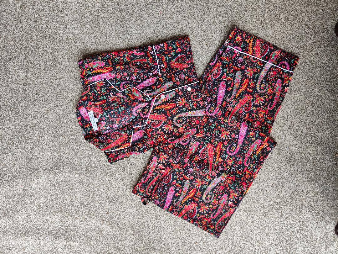 Luxury Silk Pyjamas, 100% Rayon, Beautiful Colours with Matching Envelope Case