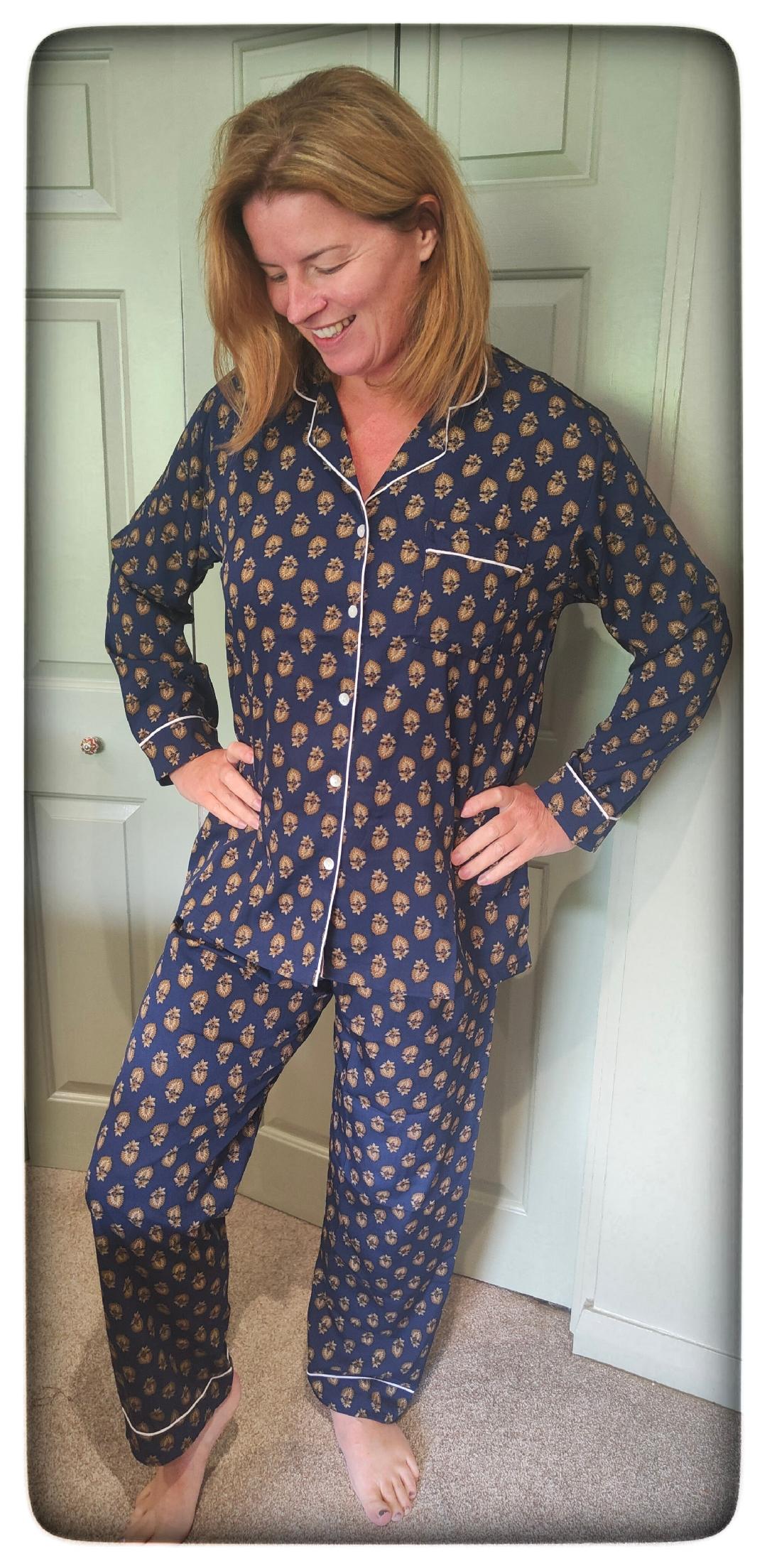 Luxury Silk Pyjamas, 100% Rayon, Beautiful Colours with Matching Envelope Case